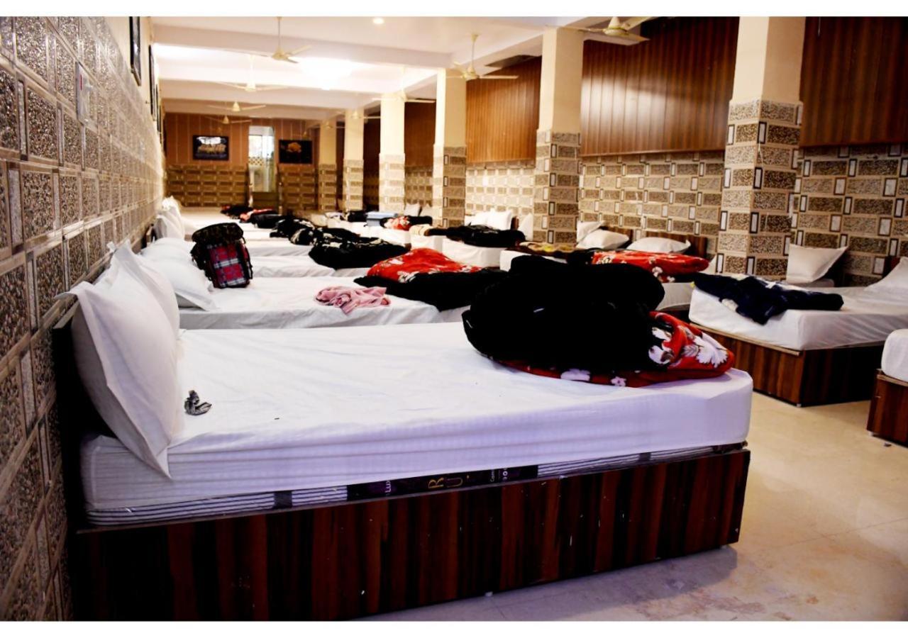 Tirupati Balaji Inn Bageshwar Dham Basari Екстер'єр фото